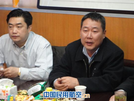 东航甘肃地面服务部召开迎新年座谈会