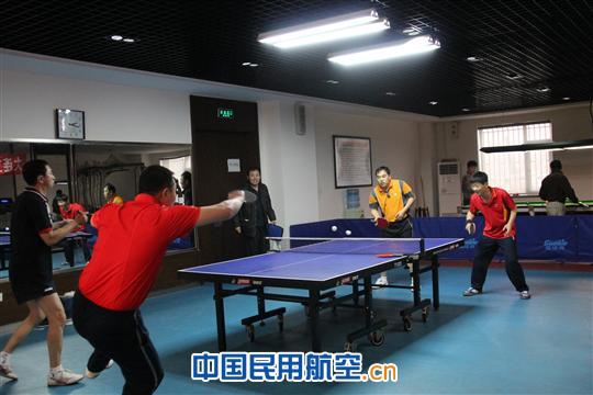 大连空管站与大连机场举行乒乓球协会交流赛