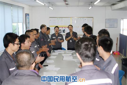 国航重庆维修基地护航班组：火红青春历练中成长