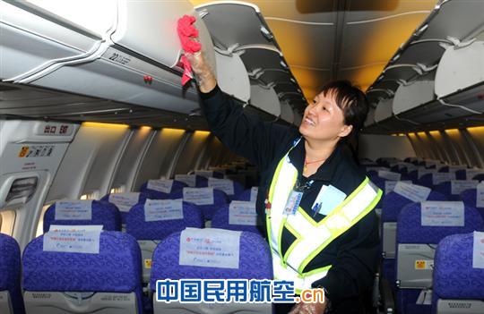 国航“花”开地服 风景这边独好