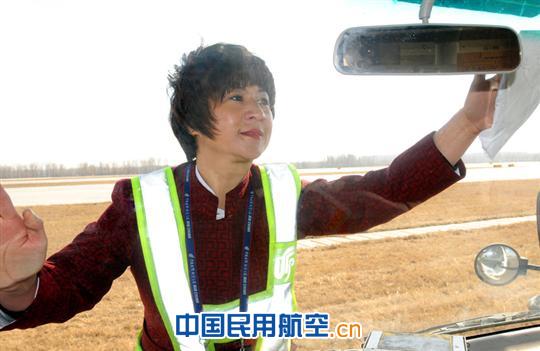 国航“花”开地服 风景这边独好