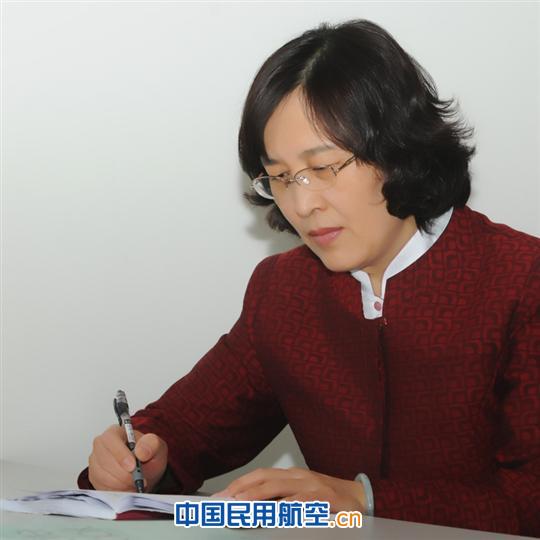 国航“花”开地服 风景这边独好