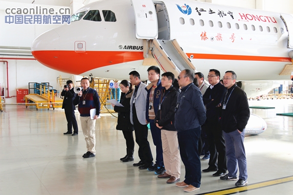 云南红土航空顺利通过应急撤离演示验证