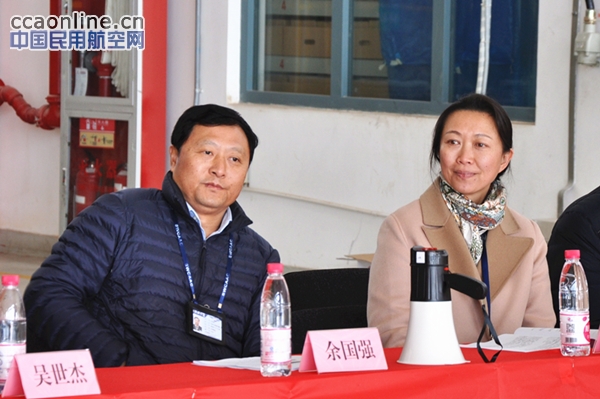 云南红土航空顺利通过应急撤离演示验证