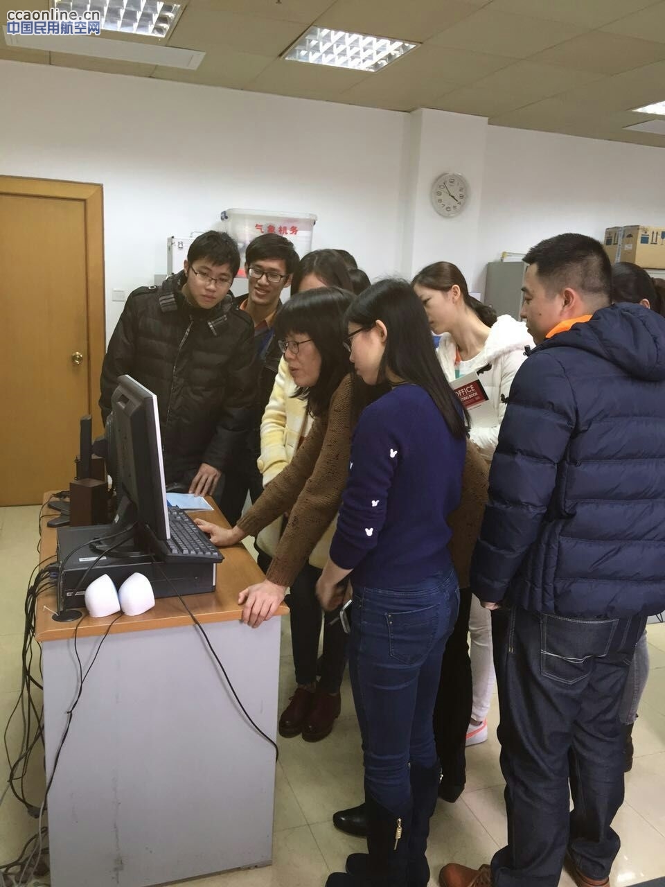 相互学习共进步,齐心协力保春运——厦门空管站气象台组织自动观测系统培训