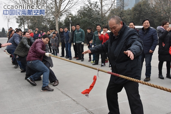 携手并进   用火辣激情燃烧“春运”